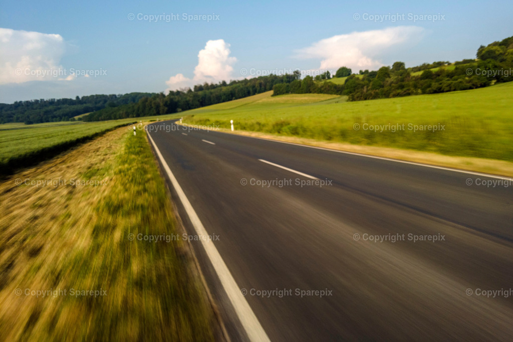CAR_Pocket_Drive_Country_Road7 | Camera height 1,60m - light 25° - Pocket Drive - Realisiert mit Pictrs.com