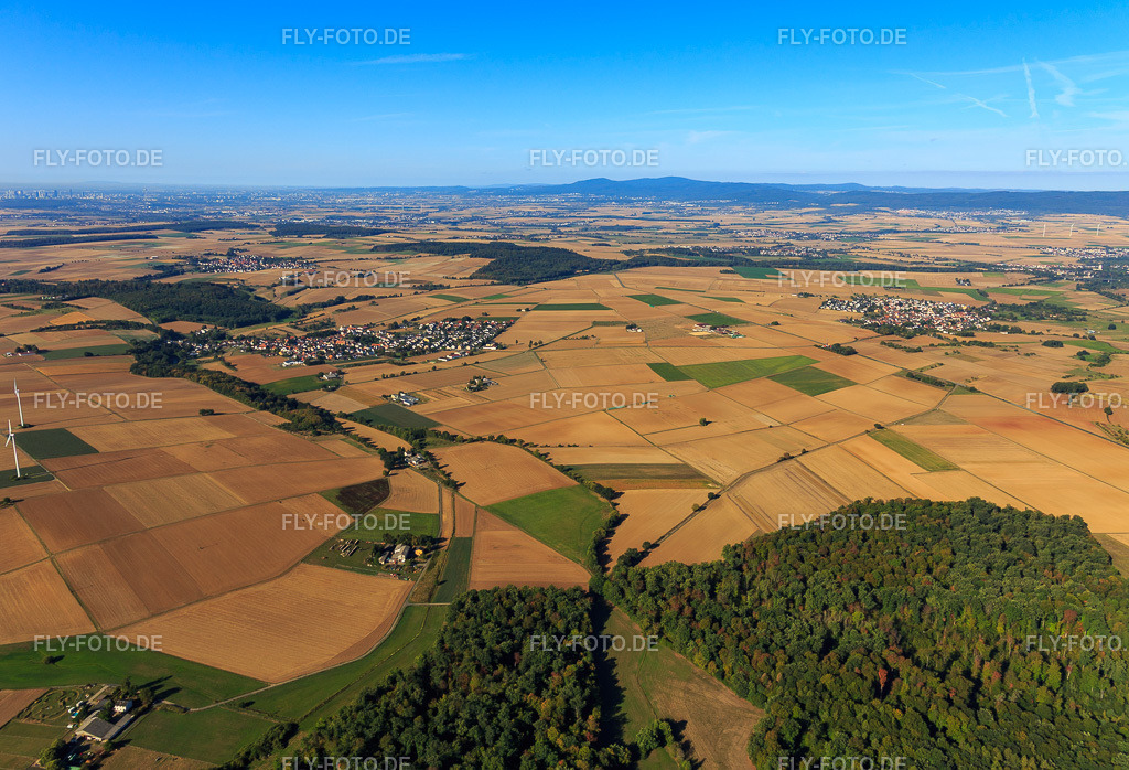 Ortsansicht aus Südosten | Luftbild: Ortsansicht aus Südosten im Ortsteil Erbstadt in Nidderau im Bundesland Hessen in Deutschland. Foto: IMG_111054.jpg vom 08.09.2018 durch Werner Riehm/FLY-FOTO.de - Realisiert mit Pictrs.com
