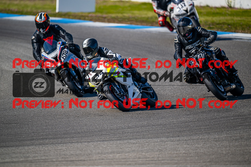 MaZZes_FotoMatrix_230410_4808 | ROT