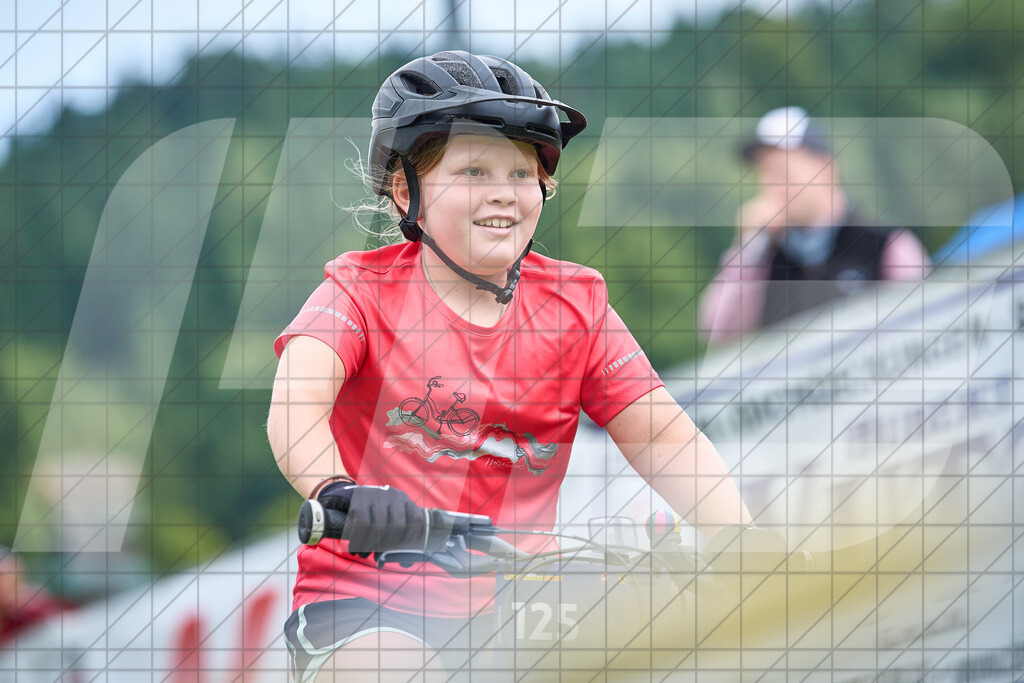 Betriebszentrum Laubenbachmühle, Frankenfels, Österreich - 13. September 2025: Dirndltal Race - Kids RaceFotograf: Martin Bihounek / martinbihounek.com | 13. September 2025 Betriebszentrum Laubenbachmühle, Frankenfels, Österreich : Dirndltal Race - Kids Race •••••Photo by: Martin Bihounek / martinbihounek.comInsta: @martinbihounekcom