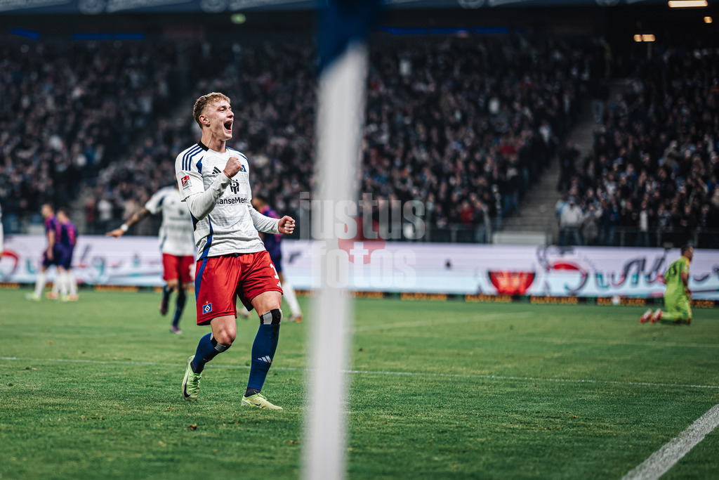Fußball | Männer | Saison 2024/2025 | 2. Fußball-Bundesliga | 25. Spieltag | Hamburger SV vs. Fortuna Düsseldorf | 08.03.2025 | Torjubel Adam Karabec (#17, HSV)