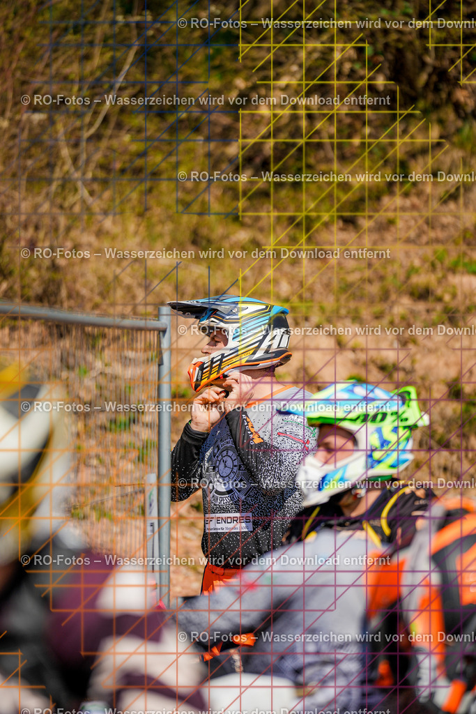 2 Lauf Mernes-95 | Sportfotografie von RO-Fotos: Motorsport, Motocross, Enduro, Laufveranstaltungen und Triathlon. Professionelle Fotos von Sportlern und Events. - Realisiert mit Pictrs.com