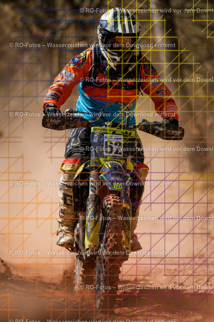 2 Lauf Mernes-1348 | Sportfotografie von RO-Fotos: Motorsport, Motocross, Enduro, Laufveranstaltungen und Triathlon. Professionelle Fotos von Sportlern und Events. - Realisiert mit Pictrs.com