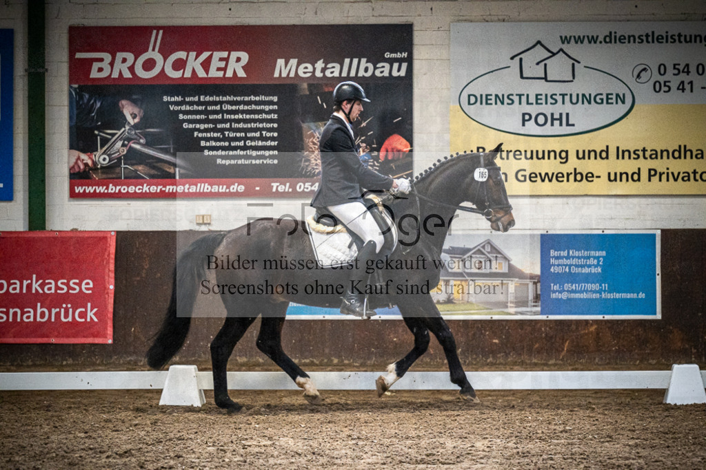 DOS_1380 | Entdecke hochwertige Reitturnierfotos von Foto Oger. Professionell, emotional und authentisch – jetzt Lieblingsmomente im Shop bestellen.Deutschlandweite Turnierfotografie. - Realisiert mit Pictrs.com