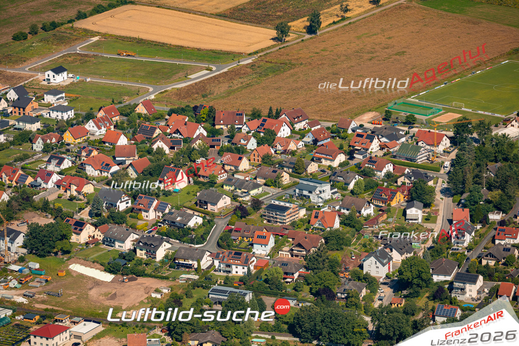 Das Luftbild zeigt : Sambach Pommersfelden - Die Luftaufnahme wurde 2024 vom UL-Flugzeug aus erstellt ( keine Drohne ) - Hochauflösende Luftaufnahme - Für grossformatige Ausdrucke geeignet. Die Geschenkidee !Mit Lizenz und Bildrechte bestellbar