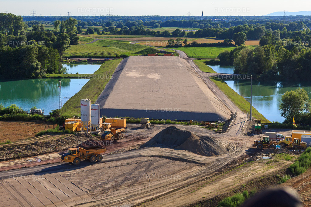 Luftbild: Baustelle zum Bau des Polders bei Neupotz in Neupotz im Bundesland Rheinland-Pfalz in Deutschland. Foto: IMG_30851.jpg vom 31.07.2010 durch Werner Riehm/FLY-FOTO.de
