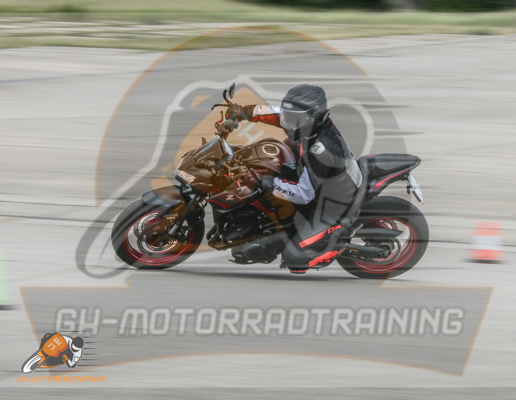 IMG_2724 | gh-motorradtraining-foto.de - Realisiert mit Pictrs.com