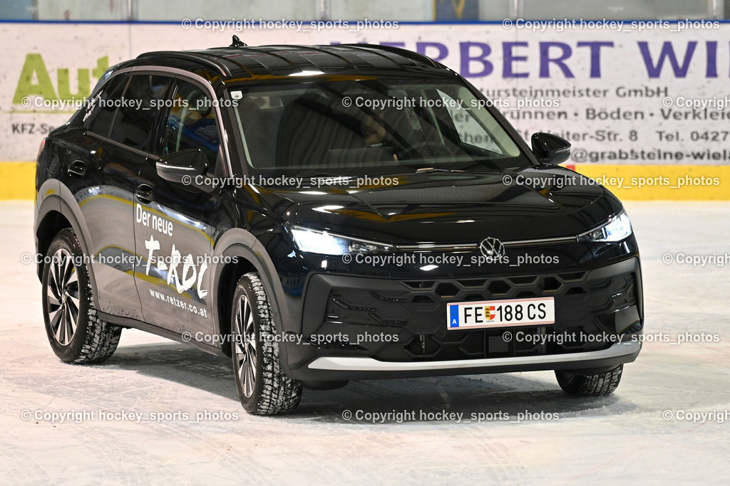 ESC Sparkasse Steindorf vs. ESV Ferlach | Autohaus Retzer, Autopräsentation, ESC Sparkasse Steindorf vs. ESV Ferlach, ESC Sparkasse Steindorf vs. ESV Ferlach am 22.02.2026 in Steindorf  (Ossiachersee Halle ), Austria, (Photo by Bernd Stefan)