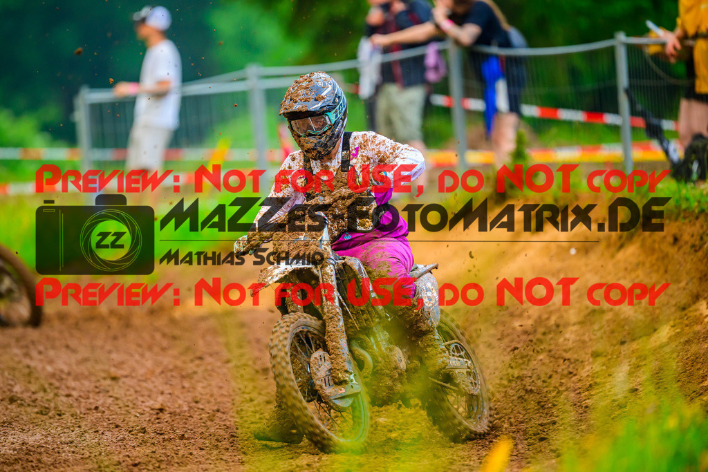 MaZZes_Fotomatrix_20250614_6007705_6464 | MX1