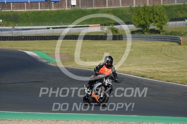 2025_05_13_PBK_21529 | Sportfotografie; SlowMotion; Video; Rennstrecke; Hafeneger; Speer; Racing; RSE; BMW; CBO; Trackday; Motorsportarena; Hockenheimring; Brno; Most; Barcelona; Valencia