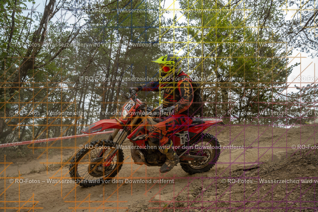 Niederwürzbach 4 Lauf-1210 | Sportfotografie von RO-Fotos: Motorsport, Motocross, Enduro, Laufveranstaltungen und Triathlon. Professionelle Fotos von Sportlern und Events. - Realisiert mit Pictrs.com