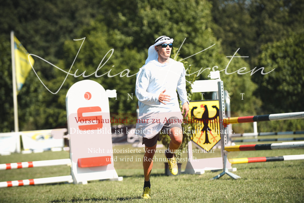 DSC_7598 | Pferde- und Turnierfotografie in Westsachsen. Pferdeportraits, Auftragszeichnungen und intuitive Kunst.