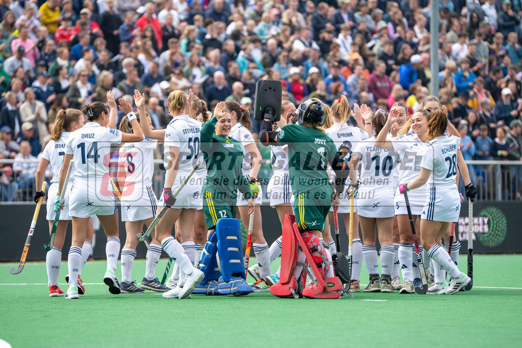 Final4_20240519-1131-0022 | Bonn, Deutschland, 19.05.2024:  in Aktion waehrend des Spiels der Deutsche Feldhockey-Meisterschaften 2024 zwischen Final 4 Damen Finale Düsseldorfer HC - Mannheimer HC im Bonner THV am 19.05.2024 in Bonn, Deutschland. (Foto von Stephan Fehrmann)

Bonn, Germany, 19.05.2024:  in action during the game of Deutsche Feldhockey-Meisterschaften 2024 between Final 4 Damen Finale Düsseldorfer HC - Mannheimer HC in Bonner THV at 19.05.2024 in Bonn, Deutschland. (Foto from Stephan Fehrmann)