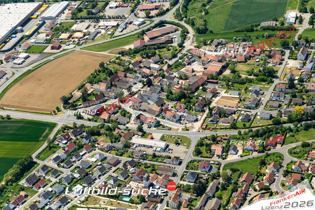 Die Luftbildaufnahme neuses-an-der-regnitz - eggolsheim wurde 2020 mittels Flugzeug (keine Drohne) erstellt. Perfekte Schärfe und Druck- Ergebnisse- Garantiert!