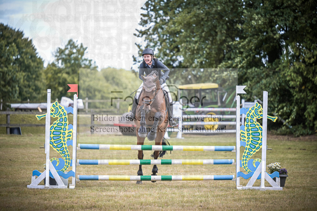 DOS_0513 | Entdecke hochwertige Reitturnierfotos von Foto Oger. Professionell, emotional und authentisch – jetzt Lieblingsmomente im Shop bestellen.Deutschlandweite Turnierfotografie. - Realisiert mit Pictrs.com