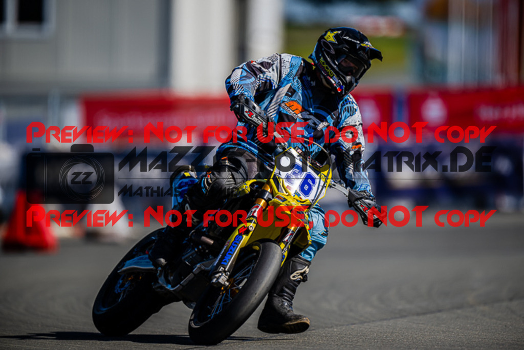 MaZZes_FotoMatrix_220903_1951 | S3