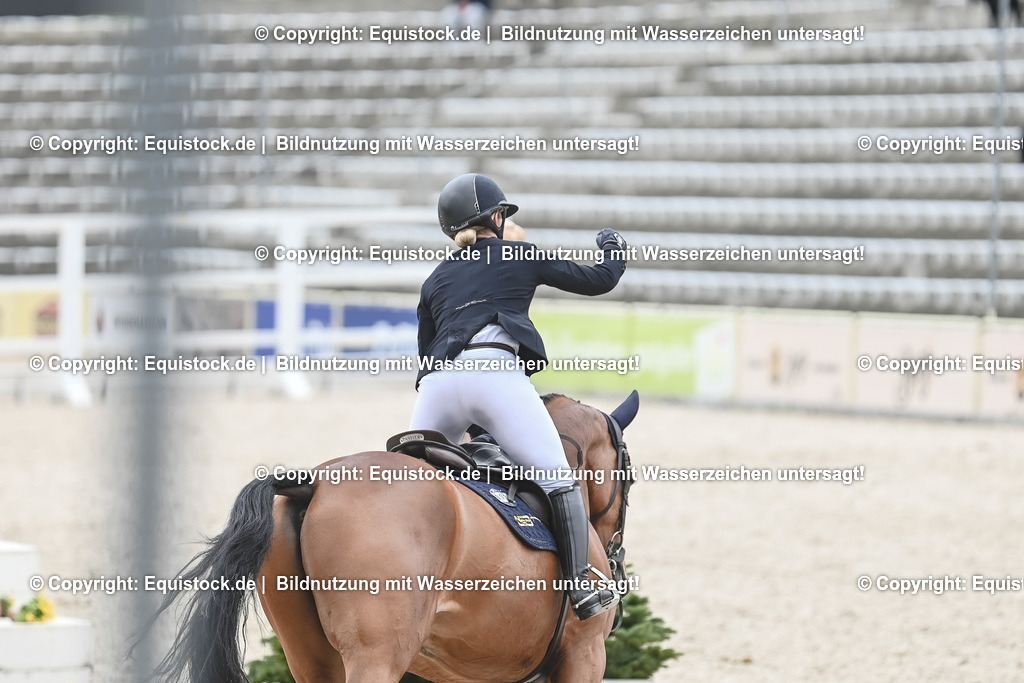20230514_CCI4_Springen_0339 | equistock