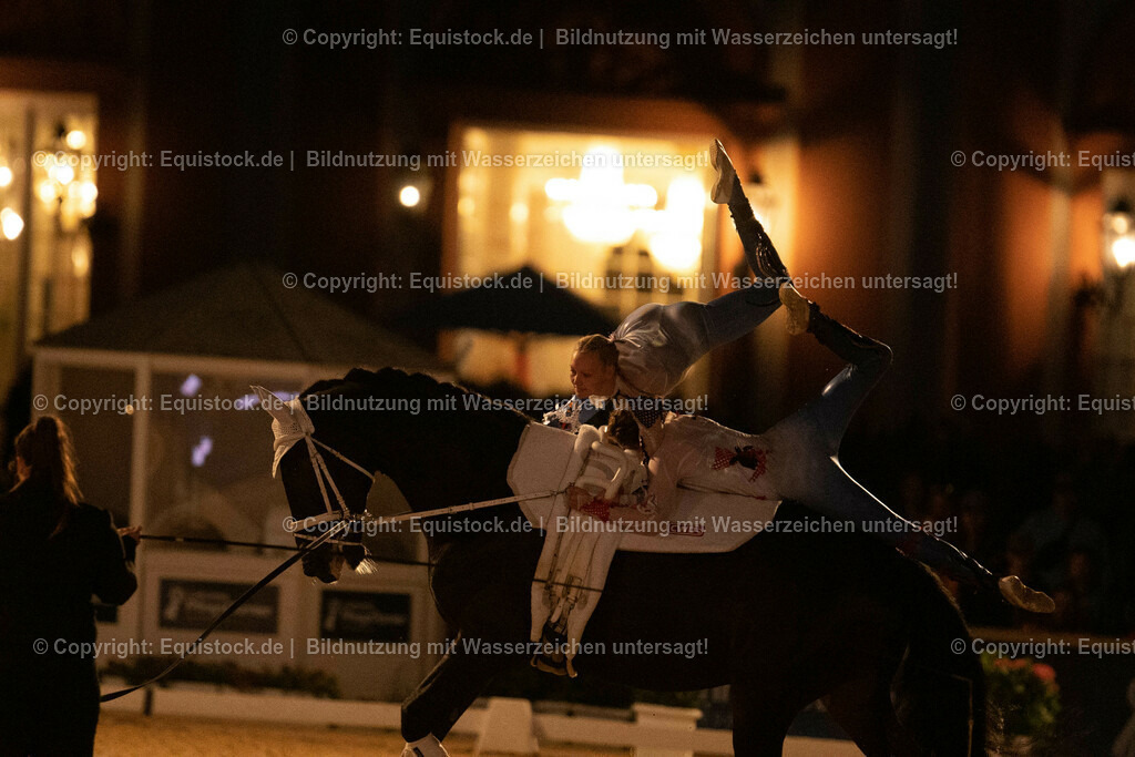 20230527_Voltigieren_NASPA_Flutlicht_0926 | equistock