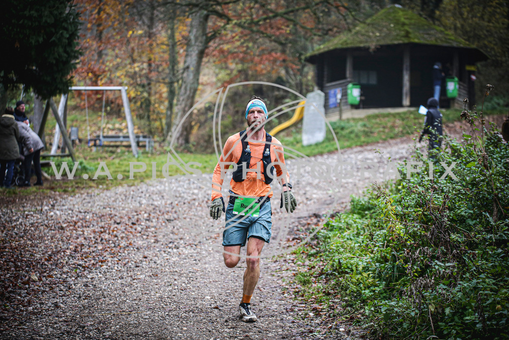 ..... | LEONDING,AUSTRIA,8.November 25, Kürnberglauf 2025  , Image shows: Photo: WAPICS / Andreas Willdoner