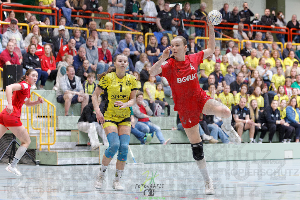 Hessenmeisterschaft wJC - Finale; HSG Kleenheim - HSG Weiterstadt/ Braunsh.Worf. | Hessenmeisterschaft wJC - Finale; HSG Kleenheim - HSG Weiterstadt/ Braunsh.Worf. am 22.03.2025 in Biedenkopf (Sporthalle Lahntalschule)Photo © 2025 - Jörg Heinrich - Realisiert mit Pictrs.com