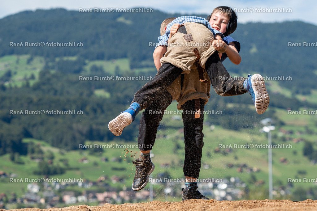 RB_05343 | René Burch leidenschaftlicher Fotograf aus Kerns in Obwalden.  Hier finden sie Sport, Landschaft und Natur Fotografie.
 - Realisiert mit Pictrs.com