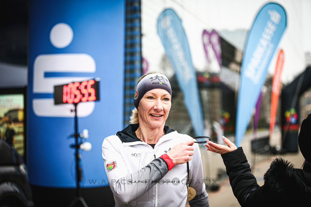 ..... | Linz, AUSTRIA,14. Dezember 25, ALOHA WINTERLAUF DEZEMBER 25 , Image shows: Photo: WAPICS / Andreas Willdoner