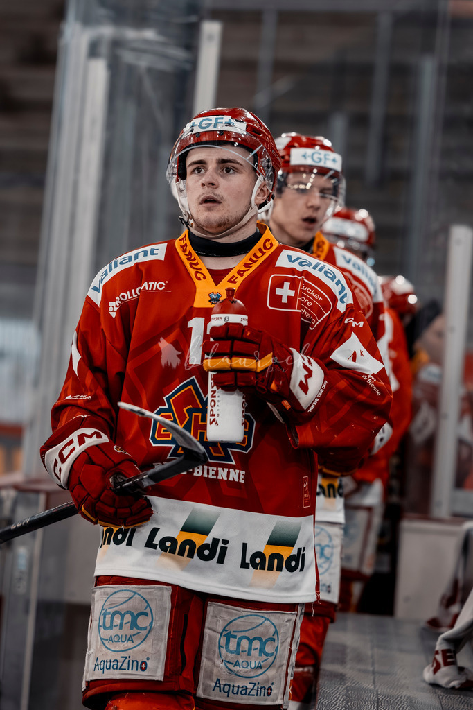 EHCB vs GCK 20260104-8530 | Sportbilder, Sportfotograf, Hochzeits- und Eventfotografin, Flugshows, Portraits und Tiershooting, Aviation, Downhill, Nationalleague, Swissleague, International