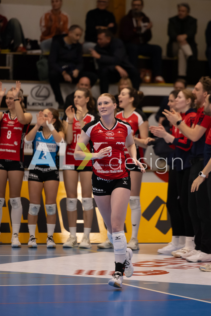 Volleyball I Frauen I Saison 2025-2026 I Volleyball NLA | Women I Round 16 I VC Kanti Schaffhausen - Viteos NUC I 31.01.2026 | 3 Sydney Cole (USA) (VC Kanti Schaffhausen) – Pass / Zuspiel - Realisiert mit Pictrs.com