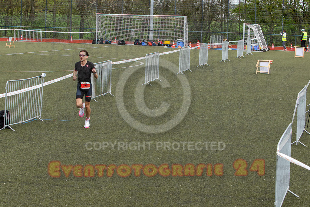 230423_1133_EV8_8520 | Sportfotografie im Rhein-Sieg Kreis, Köln, Bonn, NRW, Rheinland Pfalz, Hessen, etc. Unser Tätigkeitsfeld umfasst den Laufsport vom Volkslauf über den Marathon, Duathlon, Triathon bis zum Ultralauf wie Kölnpfad Ultra oder Schindertrail.