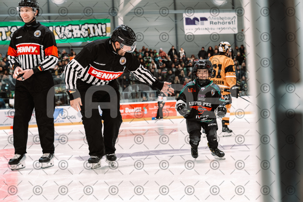 Alligators_vs_Fuessen_26.10.2025-046 | Höchstadt Alligators Fotogalerie: Eishockey-Action aus Franken. Professionelle Spielfotos, Portraits & Stadionbilder zum Download. Jetzt entdecken! - Realisiert mit Pictrs.com