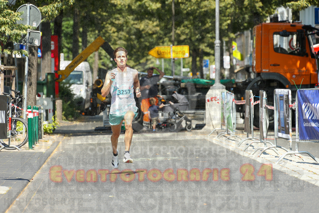250621_1118_EX1_3550 | Sportfotografie im Rhein-Sieg Kreis, Köln, Bonn, NRW, Rheinland Pfalz, Hessen, etc. Unser Tätigkeitsfeld umfasst den Laufsport vom Volkslauf über den Marathon, Duathlon, Triathon bis zum Ultralauf wie Kölnpfad Ultra oder Schindertrail.