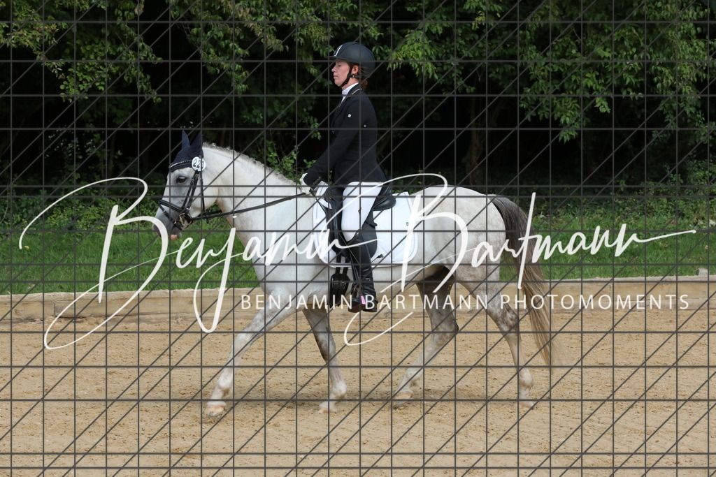 AZ2A2267 | Benjamin Bartmann Photomoments