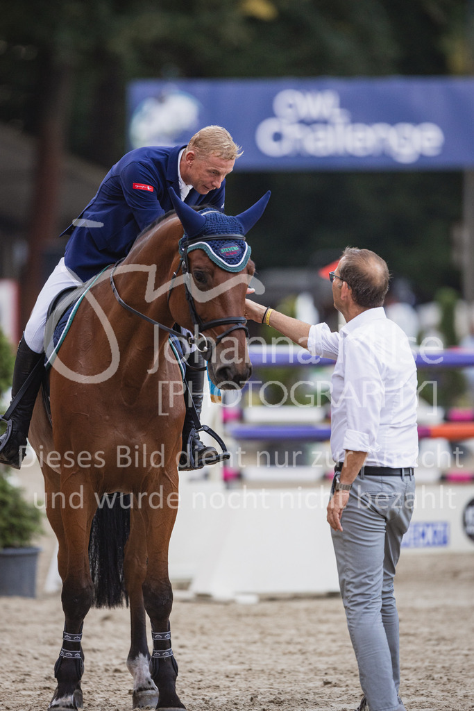 230909_OWLCh_Championat-624 | Deine schönsten Turniermomente als professionelle Fotos! Entdecke hochwertige Pferdesport-Fotografie im Online-Shop. Jetzt Fotos finden & bestellen!