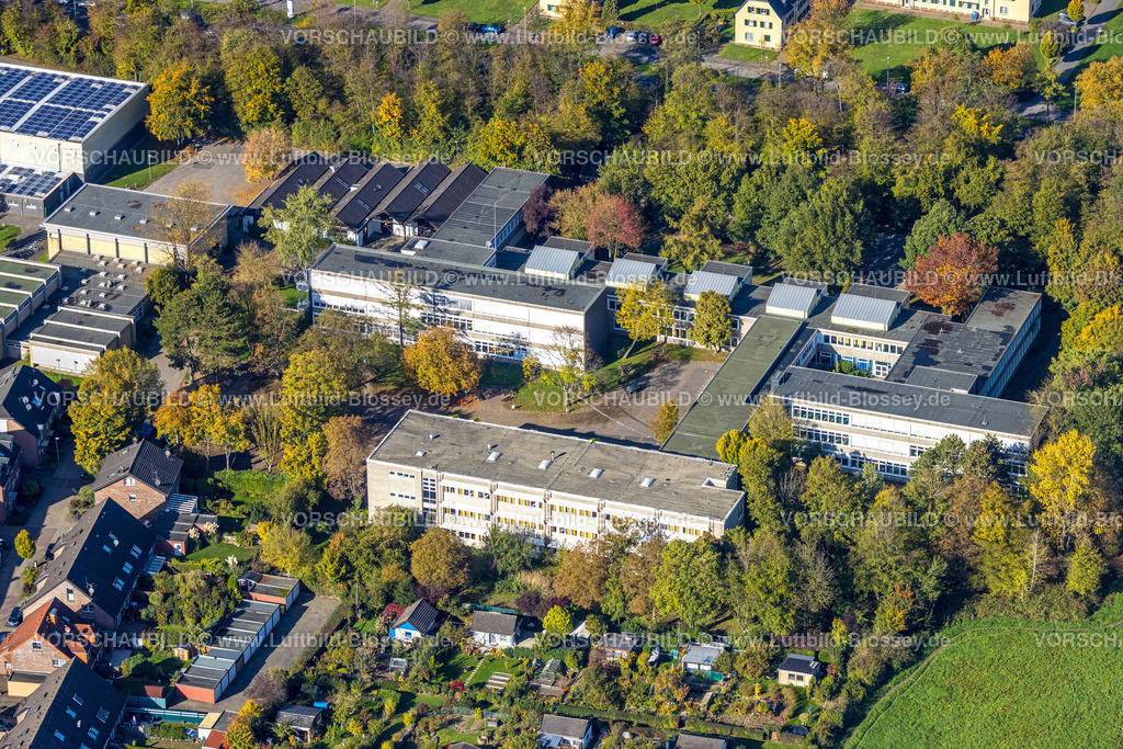 Moers221004085 | Luftbild, Geschwister-Scholl-Gesamtschule, Moers-Hochstraß, Moers, Ruhrgebiet, Nordrhein-Westfalen, Deutschland