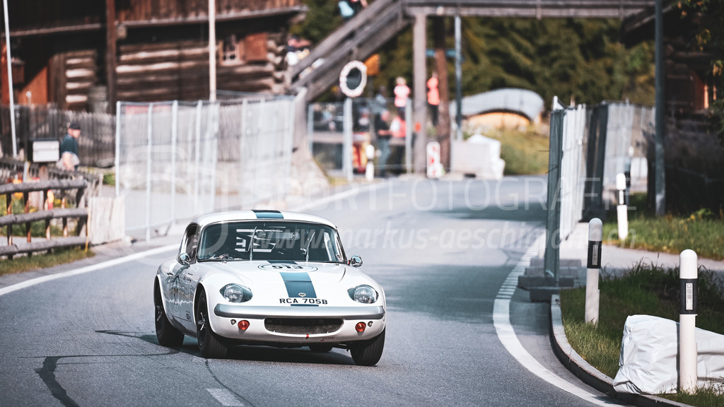 19. Arosa ClassicCar 2023 - 1. September 2023 | 19. Arosa ClassicCar 2023
Arosa, Schweiz
Petev Ivanov Ivan aus Walchwil mit der Startnummer 513 in einem Lotus Elan 26R, Jahrgang 1965, in der Klasse Competition.
@arosaclassiccar, @arosa.official, #arosaclassiccar, #arosa, #76curves, #classiccar
Bild: Sportfotografie Markus Aeschimann | www.markus-aeschimann.ch - Realisiert mit Pictrs.com