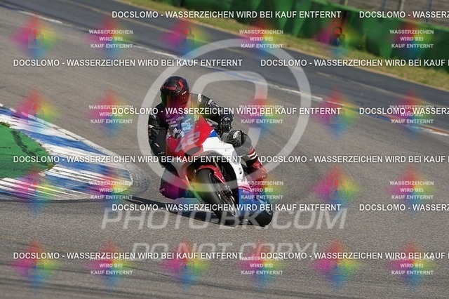 2025_08_04_PBK_15216 | Sportfotografie; SlowMotion; Video; Rennstrecke; Hafeneger; RSE; Speer; Trackday; Motorsportarena; Hockenheimring; Brno; Most; Barcelona; Valencia, Benny; Kaetzmer;