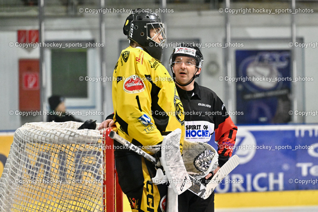 ESC Steindorf vs. EC Hornets Spittal 20.2.2024 | #1 Zauchner Rene EC Hornets Spittal, Holzer Daniel Referee,ESC Steindorf vs. EC Hornets Spittal 20.2.2024, ESC Steindorf vs. EC Hornets Spittal 20.2.2024 am 20.02.2024 in Steindorf (Ossiachersee Halle), Austria, (Photo by Bernd Stefan)