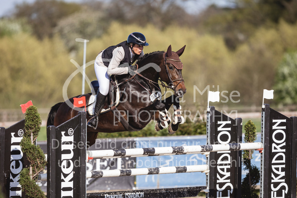 250418_Frühlingsfest_Stil-M-735 | Deine schönsten Turniermomente als professionelle Fotos! Entdecke hochwertige Pferdesport-Fotografie im Online-Shop. Jetzt Fotos finden & bestellen!