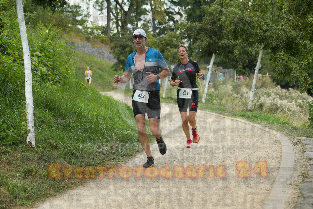 250824_1358_EX1_4483 | Sportfotografie im Rhein-Sieg Kreis, Köln, Bonn, NRW, Rheinland Pfalz, Hessen, etc. Unser Tätigkeitsfeld umfasst den Laufsport vom Volkslauf über den Marathon, Duathlon, Triathon bis zum Ultralauf wie Kölnpfad Ultra oder Schindertrail.