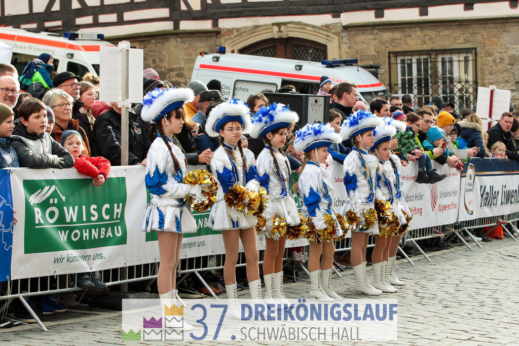 AOK JuniorCup 400m | 3Koenigslauf 2023 - Realisiert mit Pictrs.com