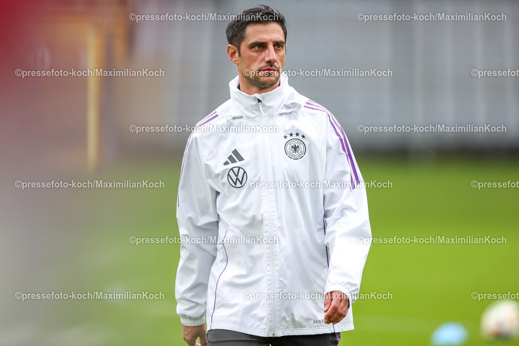 WUP14102402055 | 14.10.2024, Fußball, U20 Länderspiel Deutschland - Ghana, Stadion am Zoo, Wuppertal, Saison 2024 2025: Co-Trainer Lars Stindl
