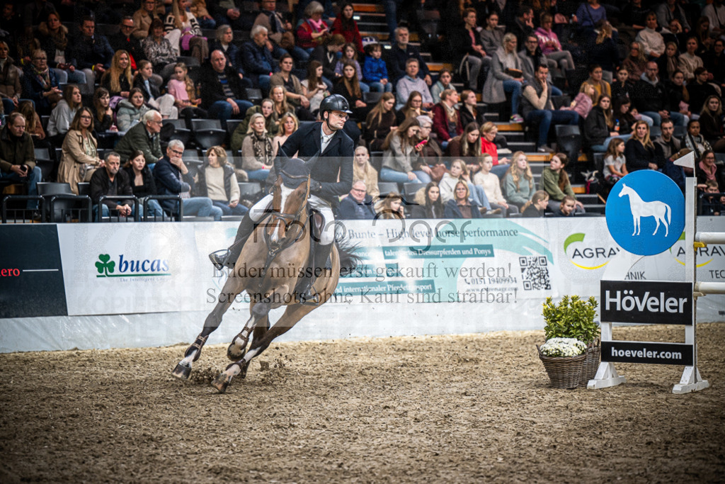 DOS_1431 | Entdecke hochwertige Reitturnierfotos von Foto Oger. Professionell, emotional und authentisch – jetzt Lieblingsmomente im Shop bestellen.Deutschlandweite Turnierfotografie. - Realisiert mit Pictrs.com