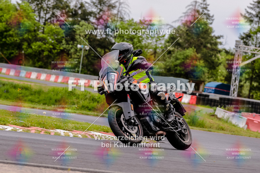 MotoTeamVBK-20638 | Hier findet Ihr Bilder von Touristenfahrten auf der Nürburgring Nordschleife oder von anderen Veranstaltungen die ich besucht habe. Viel Spass beim Durch Schauen 