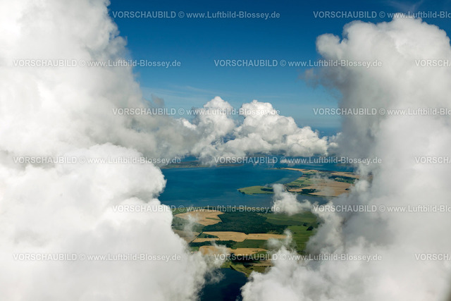 Ruegen12082713Ummanz | Luftbild, Wolken,  Ummanz, Insel Rügen, Mecklenburg-Vorpommern, Deutschland, Europa