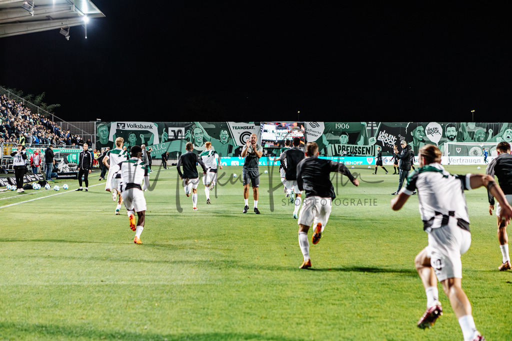 2. Bundesliga, Saison 2024/25, 7. Spieltag: SC Preußen Münster - FC Schalke 04 | Münster, 28.09.2024: 2. Bundesliga, 7. Spieltag, SC Preußen Münster gegen FC Schalke 04 im LVM-Preußenstadion in Münster. Foto: sportfotografie.ms | Markus Paletta - Realisiert mit Pictrs.com