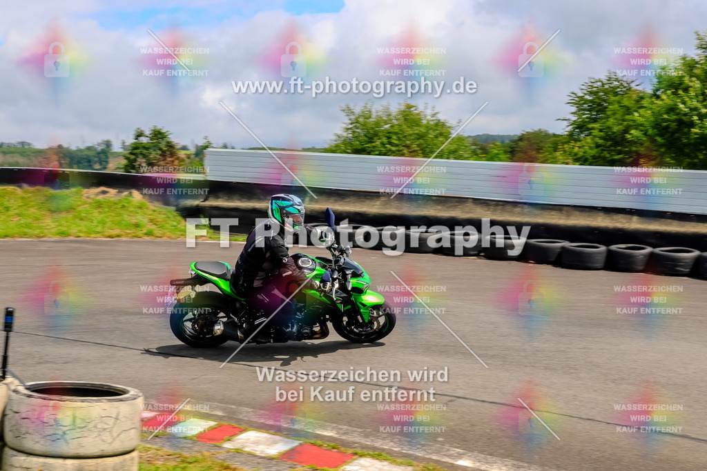 _TCM3260 | Hier findet Ihr Bilder von Touristenfahrten auf der Nürburgring Nordschleife oder von anderen Veranstaltungen die ich besucht habe. Viel Spass beim Durch Schauen 