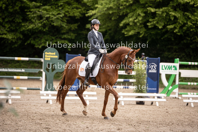 Bad_Meinberg_03249 | saradresslerfotografie - Realisiert mit Pictrs.com