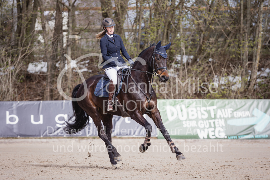 220403_HF-Laar_L-Spr-155 | SEASON OPENING 2022
Herford Laar
03.04.2022
11 Springprüfung Kl.L m.Siegerrunde