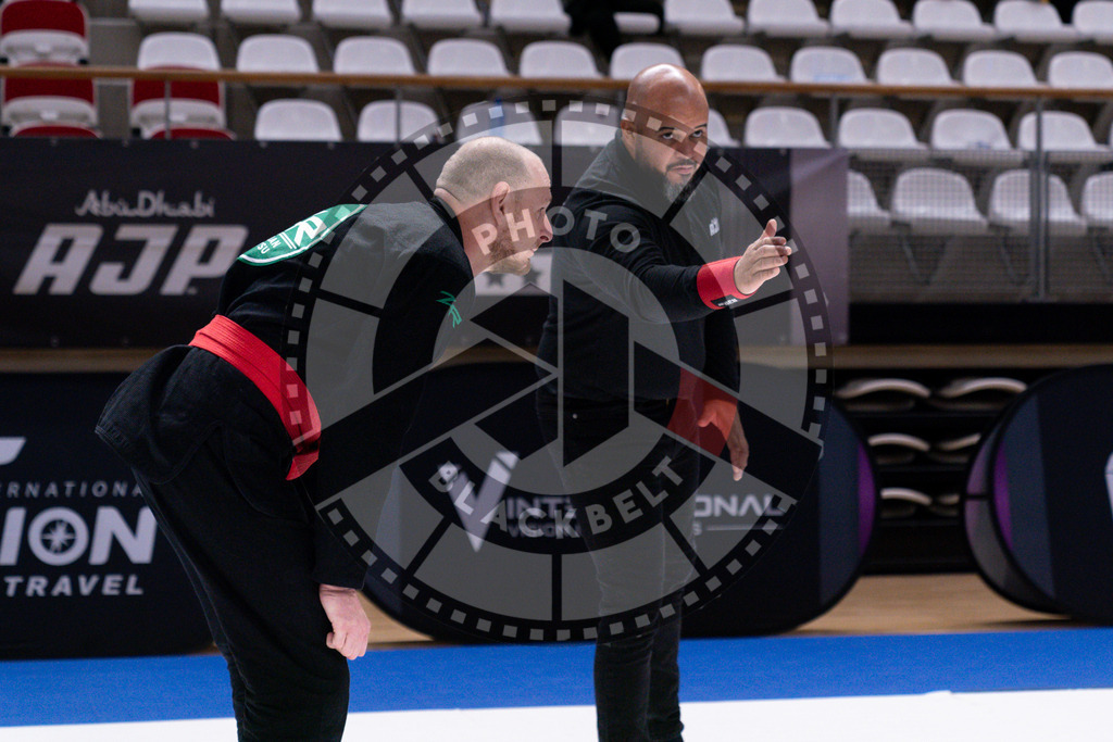 20241013PBB1140 | Athletes compete during the AJP Tour Europe Continental Jiu-Jitsu Amateurs & Masters Championship on October 13, 2024 in Almere near Amsterdam, Netherlands. © Chiara Dazi / photoblackbelt
