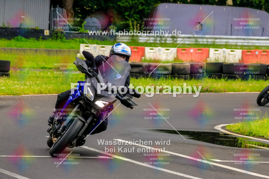 VBK-6646 | Hier findet Ihr Bilder von Touristenfahrten auf der Nürburgring Nordschleife oder von anderen Veranstaltungen die ich besucht habe. Viel Spass beim Durch Schauen 
